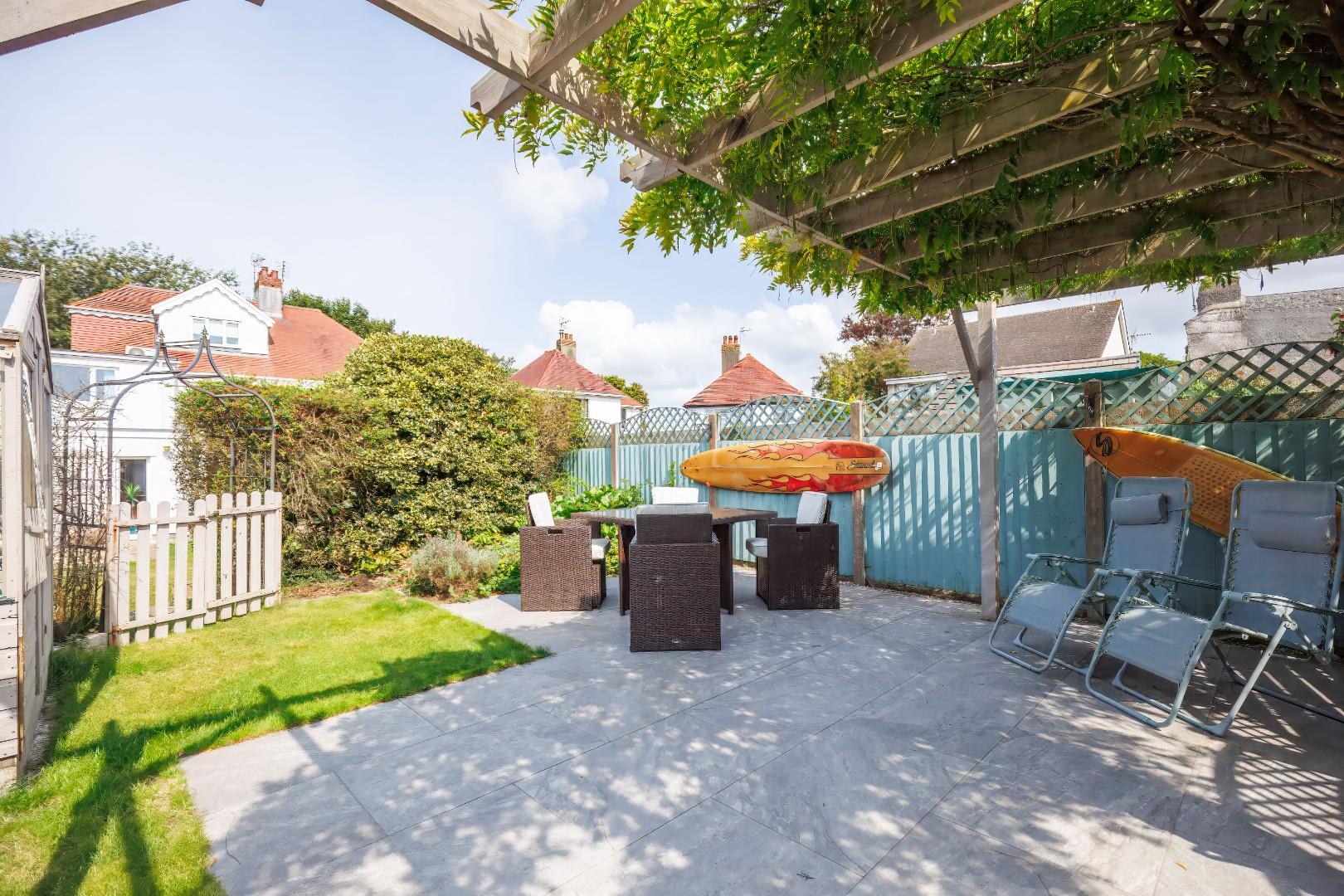 Aldenham Road, Porthcawl, Bridgend County Borough, CF36 5PG